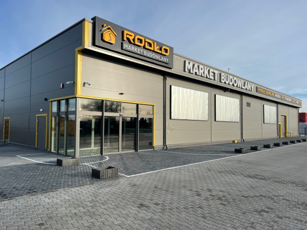 Budynek-handlowo-magazynowy-o-powierzchni-1100-m201