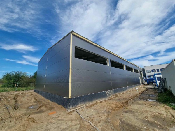 Hala-magazynowa-w-Gdasku-03